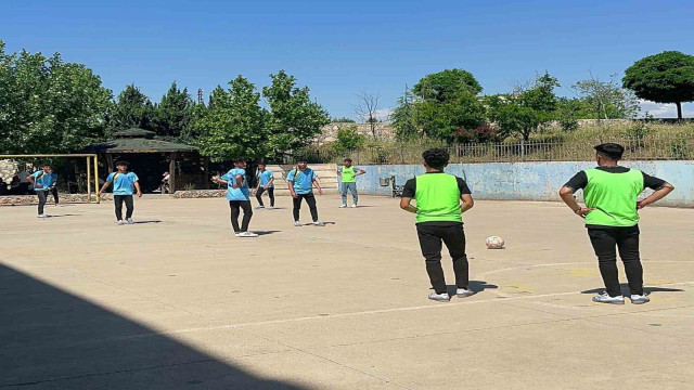 Turnuvanın galibi Gümüşkaya Spor Takımı oldu