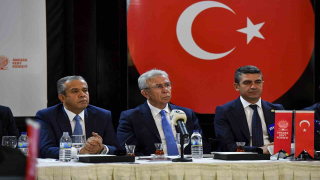 ABB’nin Sakarya Meydan Muharebesi’nin 103. yılı anma etkinlikleri Anıtkabir ziyareti ile başladı