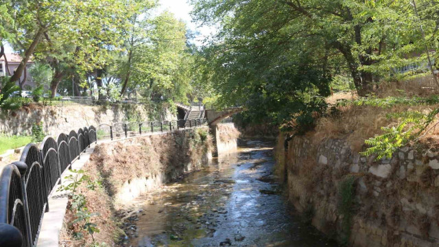 Tabakhane Deresi’ndeki kapsamlı temizlik çalışması tamamlandı