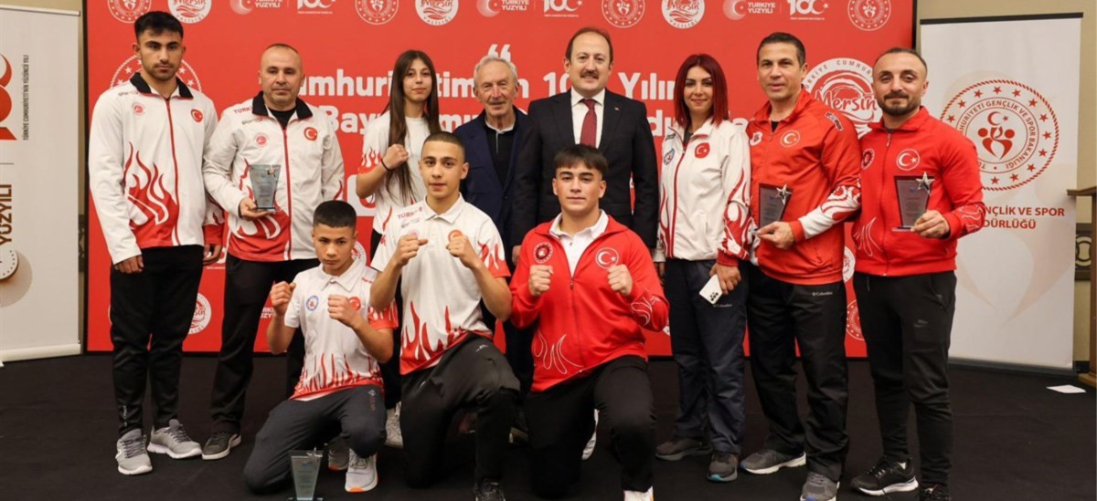 MERSİN'DE BAŞARILI SPORCULAR ÖDÜLLENDİRİLDİ  