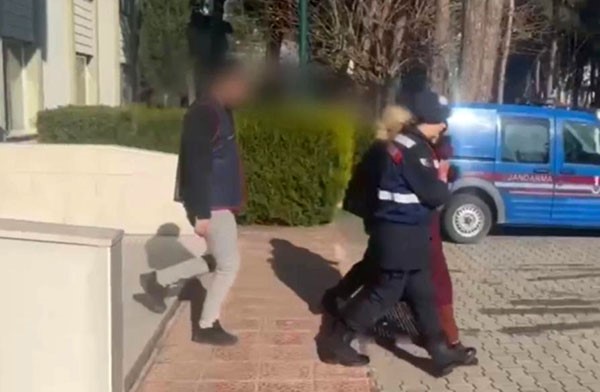 41 ayrı suç kaydı bulunan kadın yakalandı
