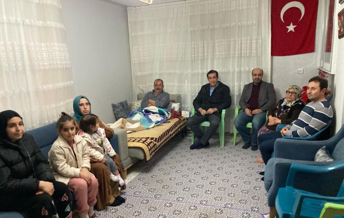 Şehit babasına Kaymakamdan ziyaret