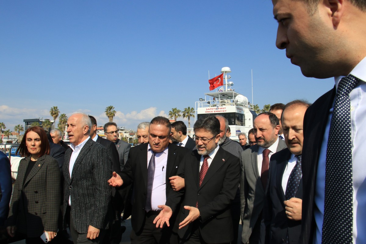 Tarım Orman Bakanı Yumaklı Mersin'de