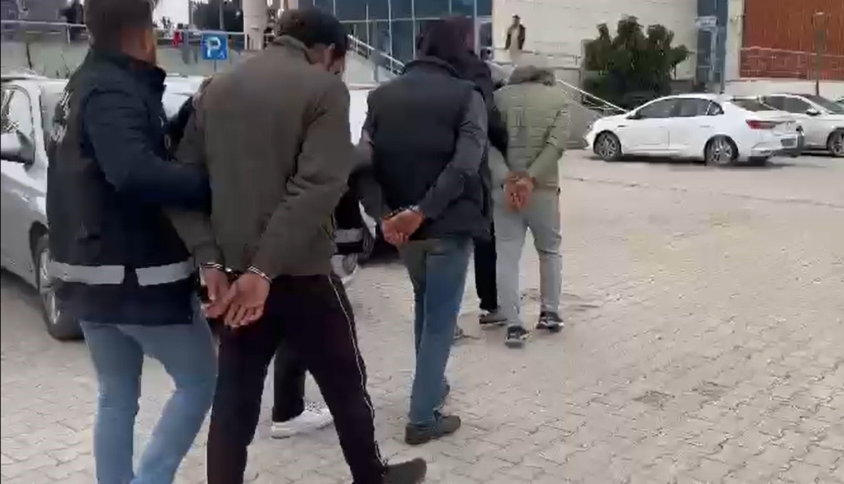 3 şahıs yakalandı