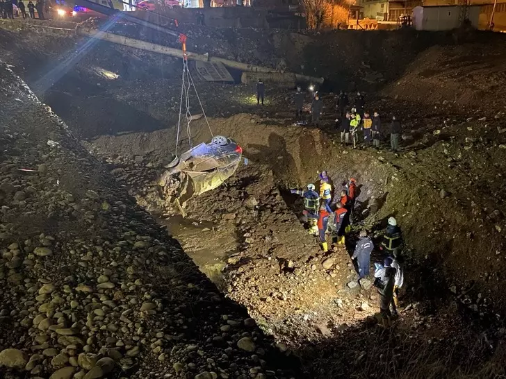 1 polis hayatını kaybetti, 1 polis yaralandı