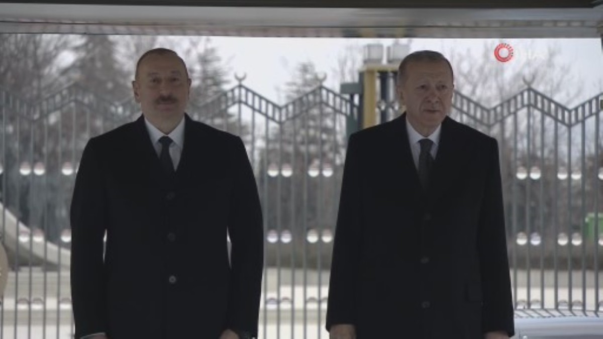Cumhurbaşkanı Erdoğan, Azerbaycan Cumhurbaşkanı Aliyev’i resmi törenle karşıladı