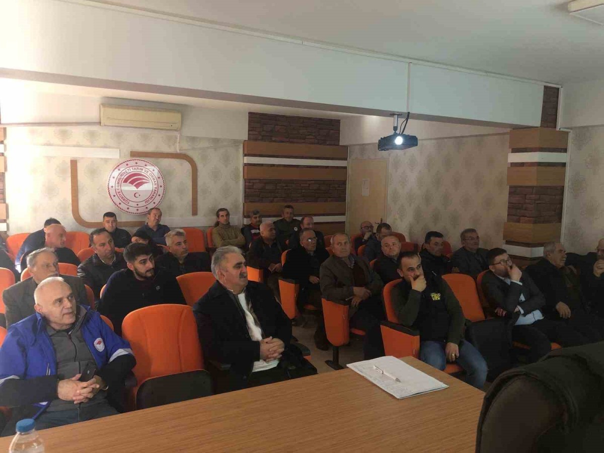 Çiftçilere ‘Silajlık mısır tarımı’ semineri