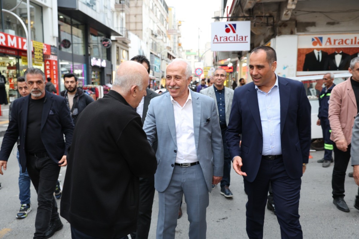 Makamımızda oturmadık, hizmet yaptık