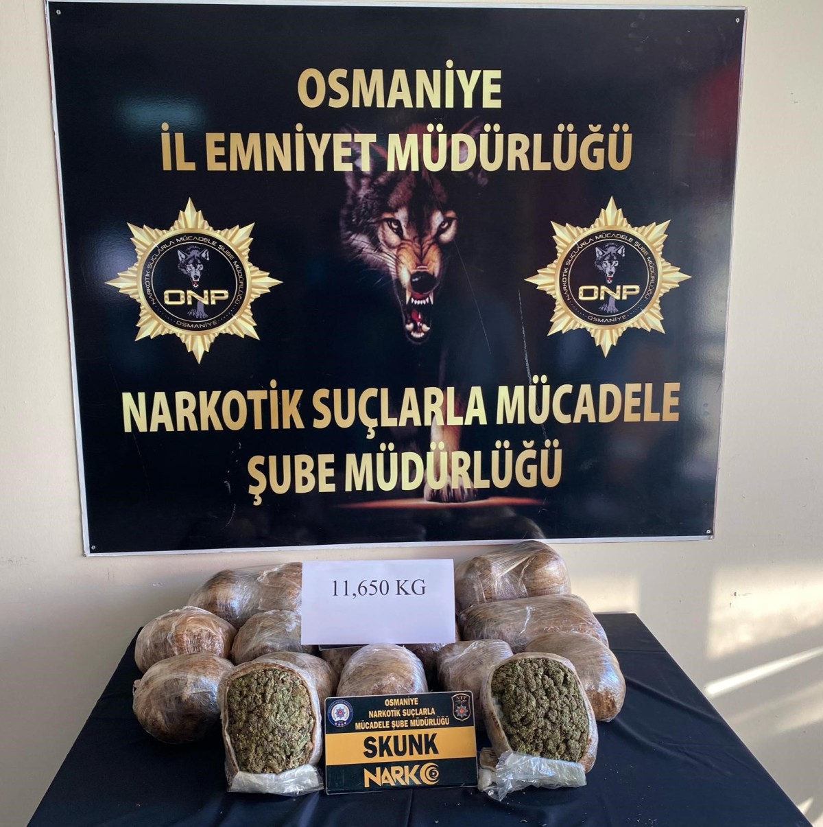 Yolcu otobüsünde 11 kilo 650 gram uyuşturucu ele geçirildi
