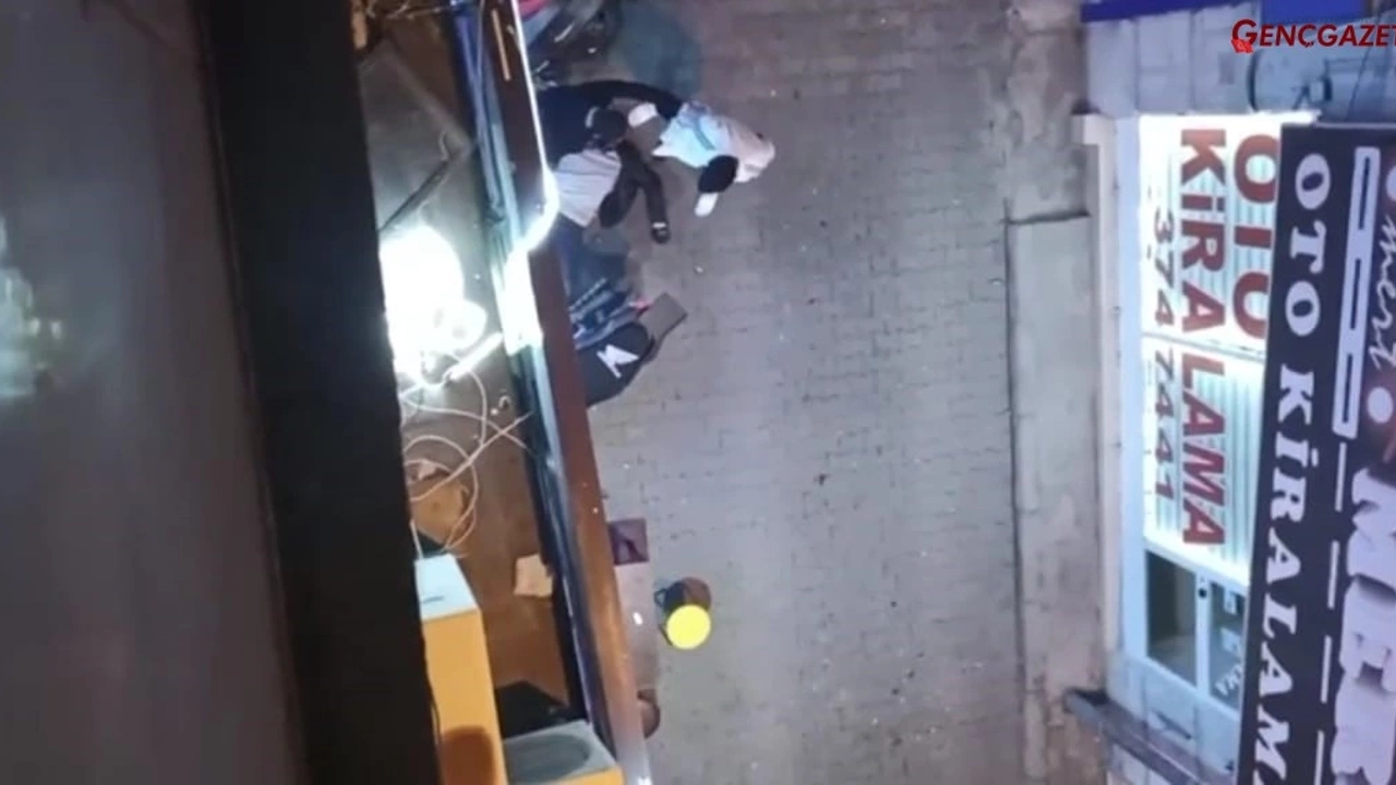Patlayan tabancası kuzenini canından etti