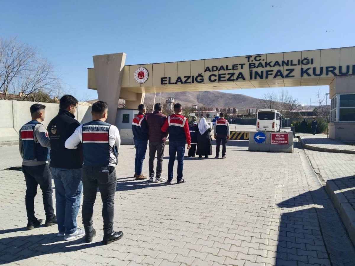  9 kişi yakalandı