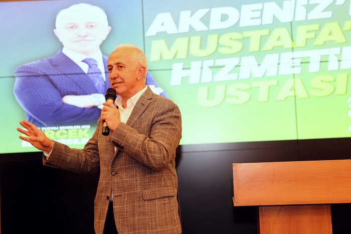 “AKDENİZ’DE 5 YILDA HERKESİN BELEDİYE BAŞKANI OLMAYI BAŞARDIK”