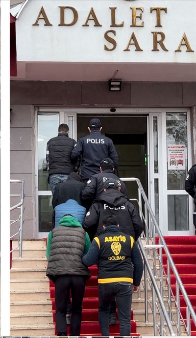 4 hırsızlık zanlısı tutuklandı