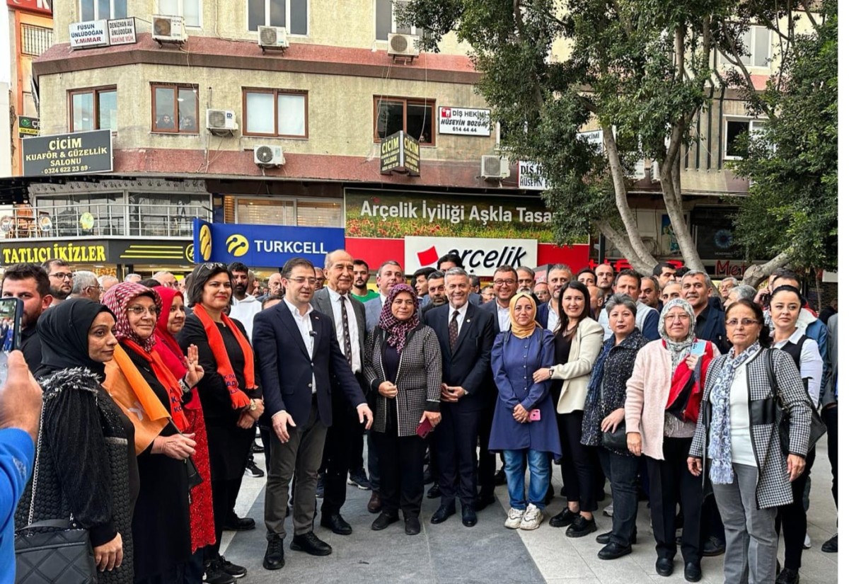 MHP MERSİN MİLLETVEKİLİ DR. LEVENT UYSAL'DAN 8 MART DÜNYA KADINLAR GÜNÜ KUTLAMASI 