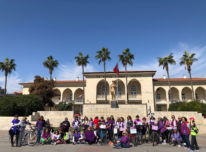 Pedallar öldürülen kadınlar için döndü