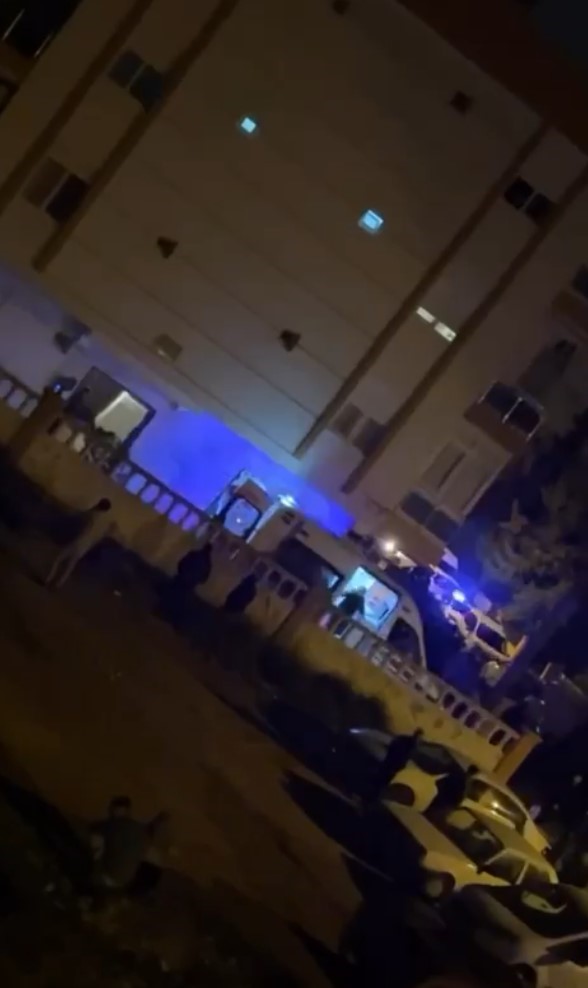 Karısını bıçaklayarak öldürdü