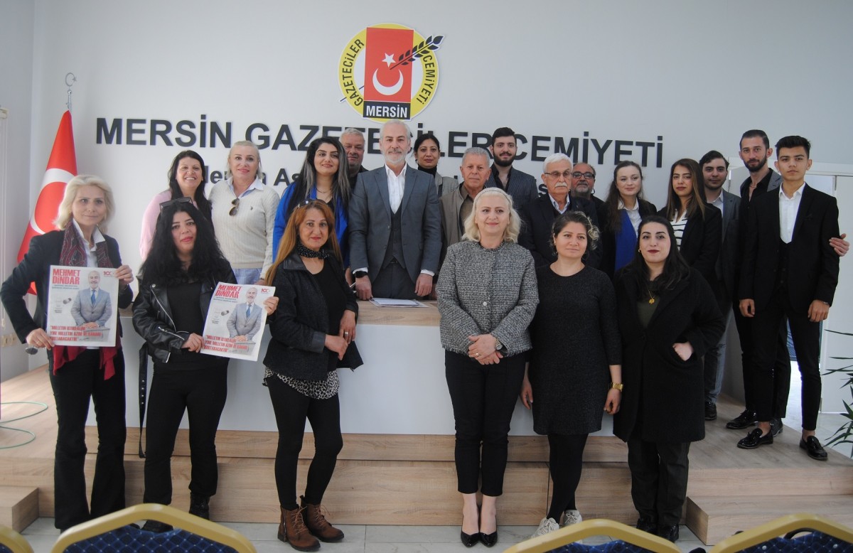 Dindar, projelerini paylaştı