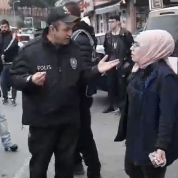 Market çalışanına “Başımıza ne geldiyse kapalılar yüzünden geldi” diyen öğretmene bir yıla kadar hapis talebi