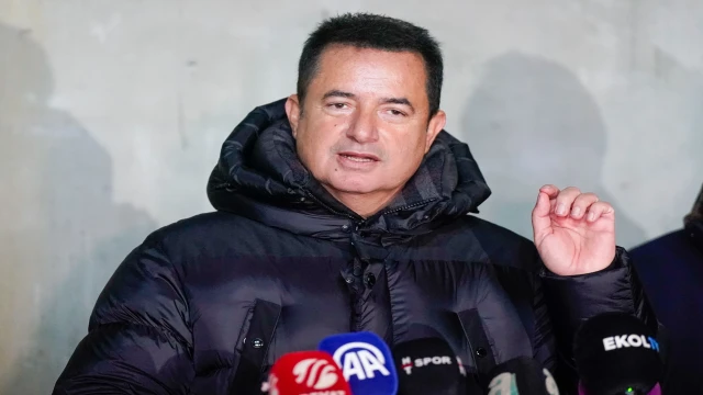 Acun Ilıcalı: "Biz arı kovanına çomağı soktuk"