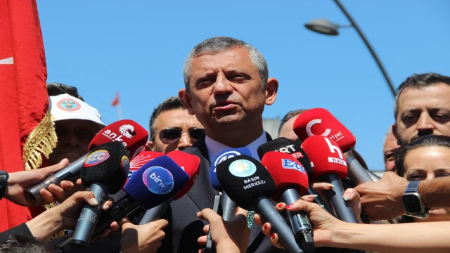 CHP Genel Başkanı Özel, Soma'daki anma programına katıldı