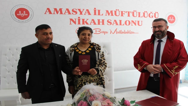 Doğacak çocuğuna valinin adını verecek
