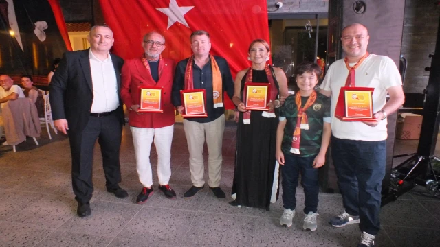 Bandırma'da çifte kupalı Galatasaray Balosu