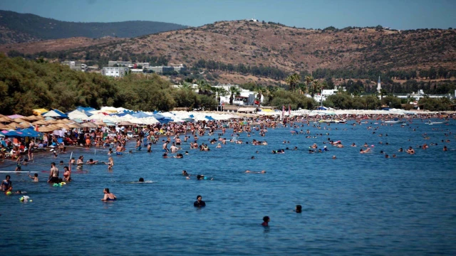 Bodrum'a hava ve deniz yoluyla 5 ayda 299 bin yabancı turist geldi