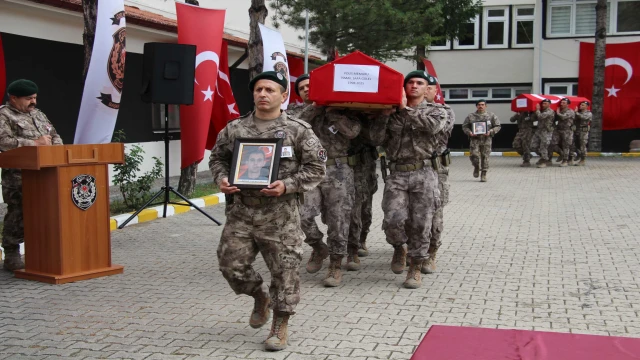 Çankırı'daki kazada yaşamını yitiren 2 polis memuru, memleketlerine uğurlandı