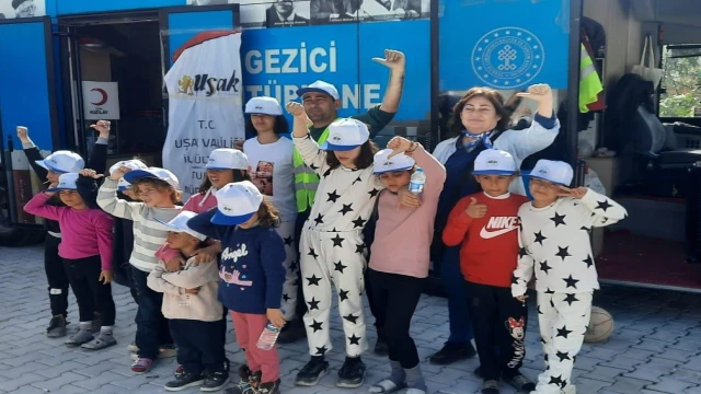 Demirağ: “Cumhuriyet’in Geleceği Sizsiniz”