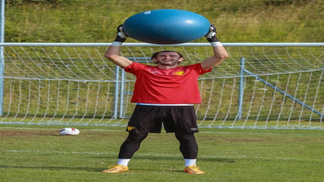 Göztepe'ye iki sambacı geliyor