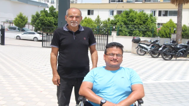 Ortopedik engelli oğlunun hayali motosikletin parasını dolandırıcılara kaptırdı