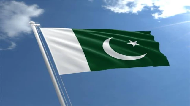 Pakistan’da askeri konvoya bombalı saldırı: 13 ölü