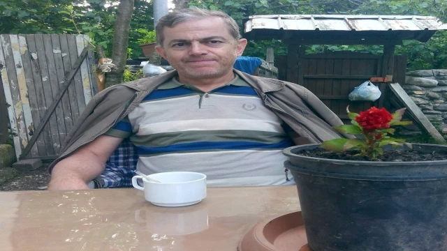 Sakarya'da otomobil ile çarpışan motosikletin sürücüsü kurtarılamadı