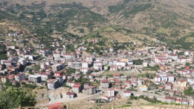 Şemdinli Jandarma Komutanlığı binasının yerine gençlik merkezi yapılacak