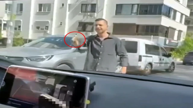 Trafikte tartıştığı kadınlara tabanca doğrultan sürücü tutuklandı