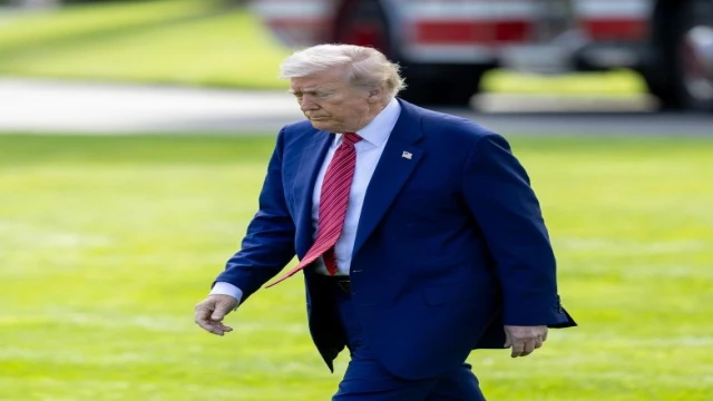 Trump, ‘İran'ı Bombala’ şarkısıyla B-2 uçağının videosunu paylaştı