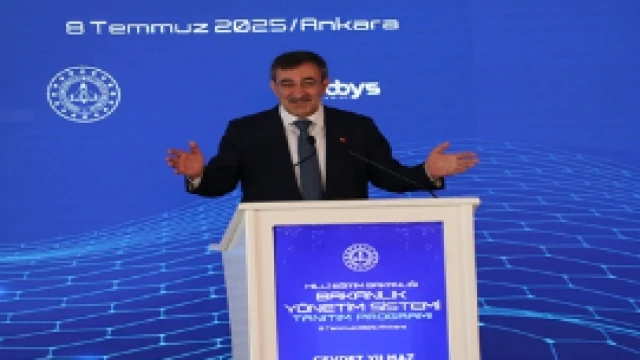 Cevdet Yılmaz: Geleceğin taleplerine de odaklanan bir eğitim modeliyle yol alıyoruz