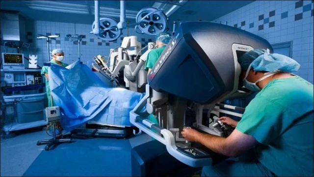 Çinli doktorlar, 5 bin kilometre uzaktan ameliyat yaptılar
