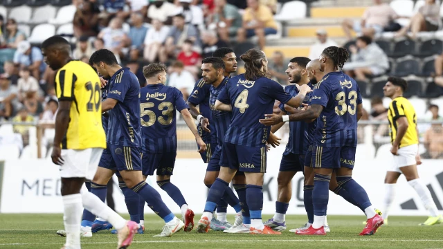 Fenerbahçe: 4 - Al Ittihad Club: 0