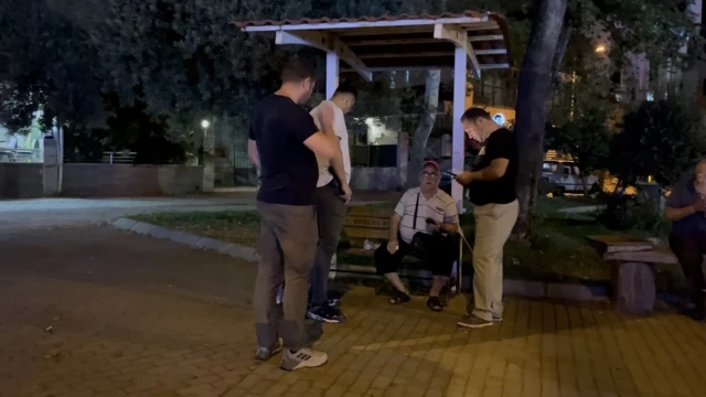 Kısmi görme kaybı olan kişinin elinden telefonu çalıp, kaçtı