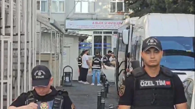 'Yolsuzluk' soruşturmasında aralarında belediye başkanlarının da olduğu 13 şüpheli adliyeye sevk edildi