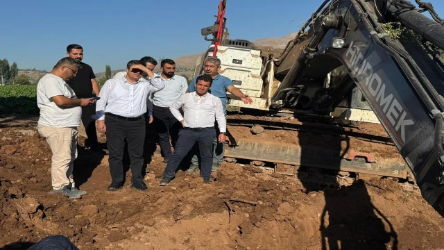 Başkan Tutdere, ilk gününde içme suyu isale hattındaki çalışmaları yerinde inceledi