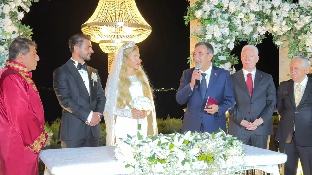 Cumhurbaşkanı Yardımcısı Cevdet Yılmaz: Evlilikleri kolaylaştıralım