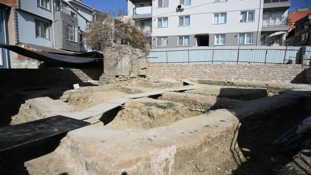 Edirne’de günümüze tek duvarı ulaşan Çokalca Camisi’nde, restorasyon başladı