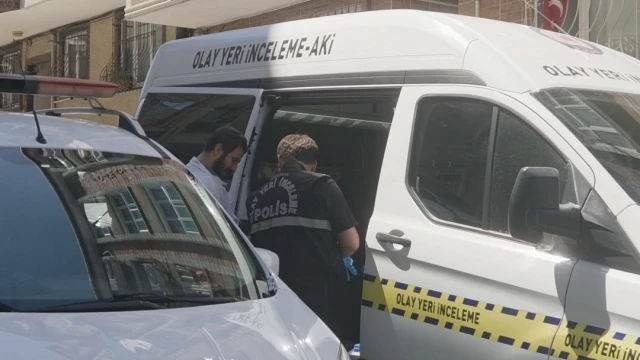 Esenyurt'ta beşinci kattan düşen bebek ağır yaralandı