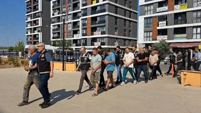 Kapıkule'de TIR'da 692 kilo esrar ele geçirildi; 10 tutuklama