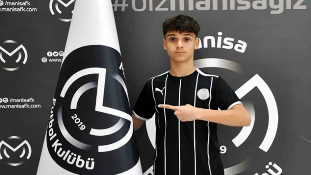 Manisa FK'da genç Çınar Arslan'a milli davet