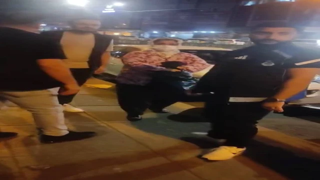 Sultangazi’de zabıtanın yakaladığı 2 dilencinin üzerinden 8 bin 959 lira çıktı