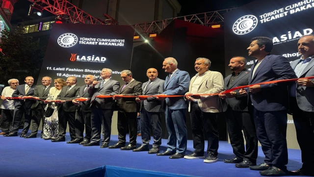 Ticaret Bakanı Bolat: İhracatta yıl sonunda 390 milyar doları aşacağız