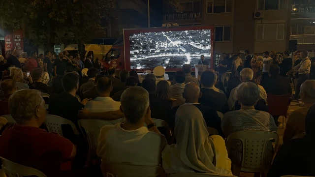 Yalova'da, 17 Ağustos Marmara Depremi'nde hayatını kaybedenler anıldı